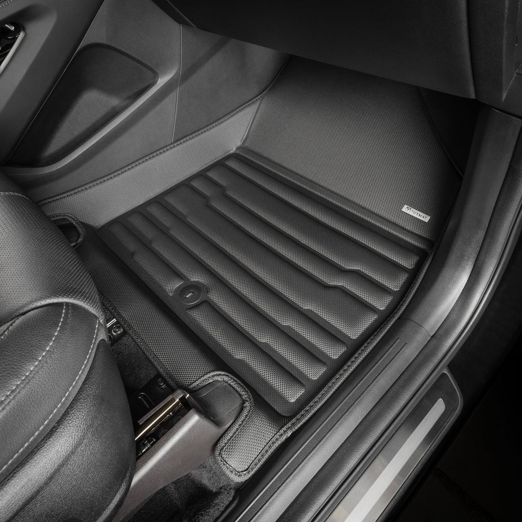 Lincoln Navigator L 7-Seater with Second Row Console